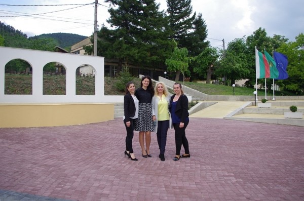 Йоана Йончева – Фильова, кандидат за евродепутат на ГЕРБ и СДС: Важно е в Европейския парламент да има знаещи, можещи и отдадени на български каузи хора