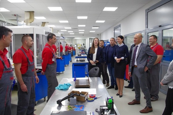 Йоана Йончева – Фильова, кандидат за евродепутат на ГЕРБ и СДС: Важно е в Европейския парламент да има знаещи, можещи и отдадени на български каузи хора