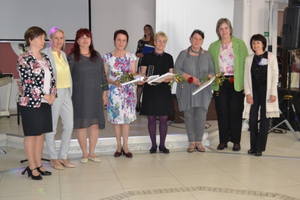 Отличия за казанлъшките преподаватели в конкурса „Учител на годината“