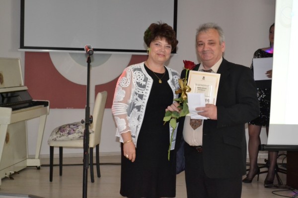 Отличия за казанлъшките преподаватели в конкурса „Учител на годината“