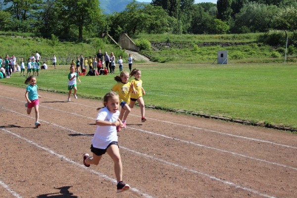 За 14-та година се състоя лекоатлетическата надпревара за “Купа Роза“