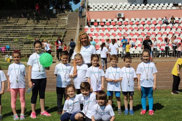 За 14-та година се състоя лекоатлетическата надпревара за “Купа Роза“