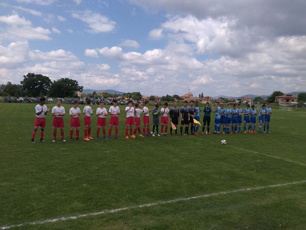 Малките “Рози“ станаха шампиони като разбиха сливенския тим