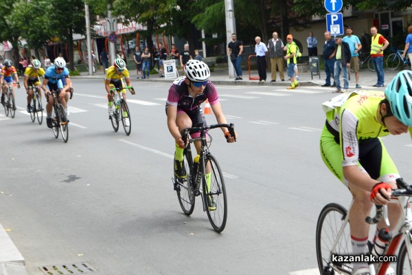 64 колоездачи се бориха за Купа “Долината на тракийските владетели 2019“