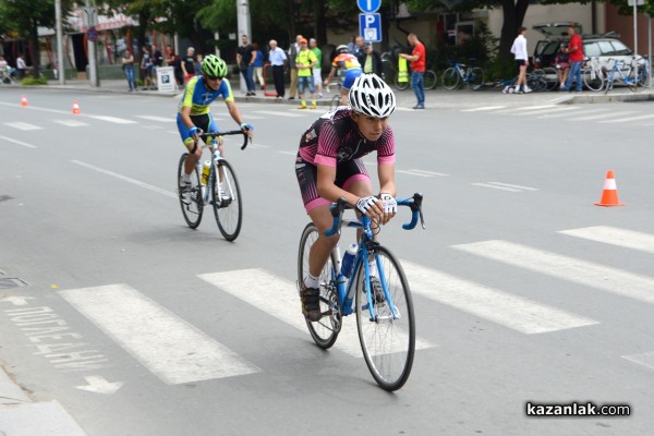 64 колоездачи се бориха за Купа “Долината на тракийските владетели 2019“