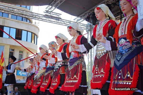 За поредна година международен фолклор ще обагри центъра на Казанлък