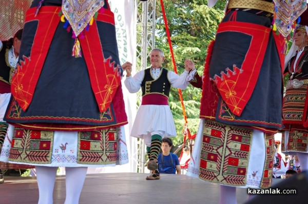 За поредна година международен фолклор ще обагри центъра на Казанлък