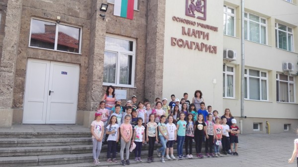 Поход и спортни игри за празника на детето