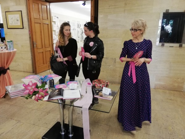 Мариела Гемишева представи първия български моден учебник “Време и стил“