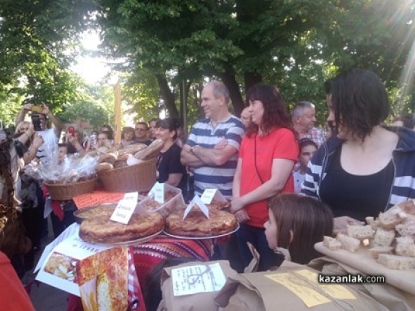 Вкусен конкурс с Ути завладя Казанлък