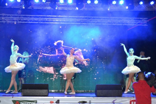 Коронясване на Царица Роза 2019 в Казанлък - „бял, пречистен, празничен, изкъпан от дъжда и дъхав на трендафили“