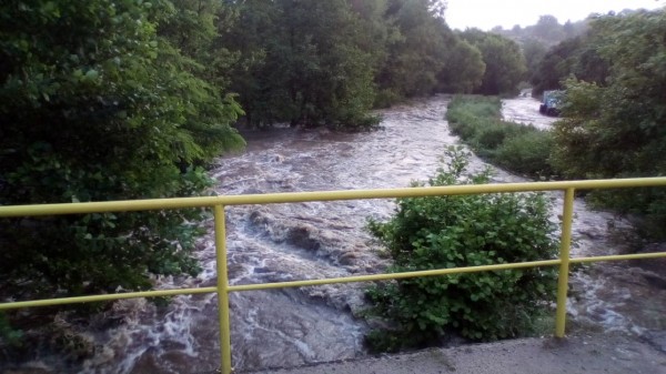 Създадена е организация при повишаване на нивото на река Гюрля