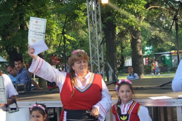 Вкусен конкурс с Ути завладя Казанлък