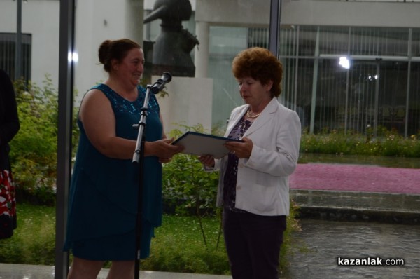 Наградите „Бъдеще за децата“ бяха връчени днес, с официална церемония