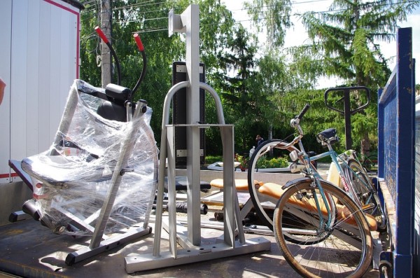 Семейство Чирпанлиеви отново с голямо дарение, този път в град Шипка 