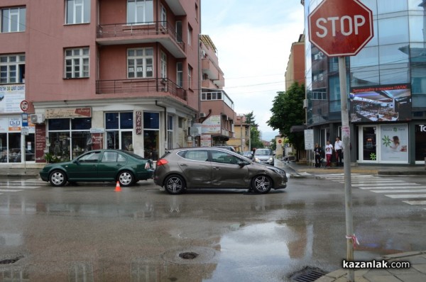 Леко ПТП до Пощата