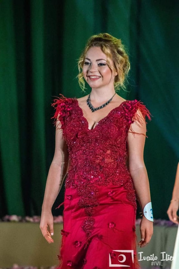 Павел баня избра Габриела Кънина за Царица Роза 2019 