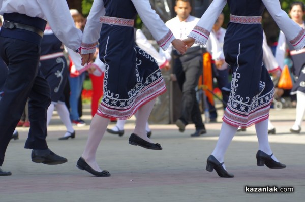 Тъпан бие, хоро се вие 2019