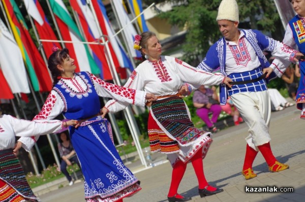 Тъпан бие, хоро се вие 2019