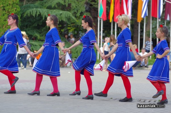 Тъпан бие, хоро се вие 2019