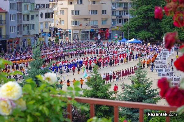 Тъпан бие, хоро се вие 2019