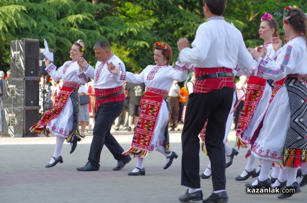 Тъпан бие, хоро се вие 2019