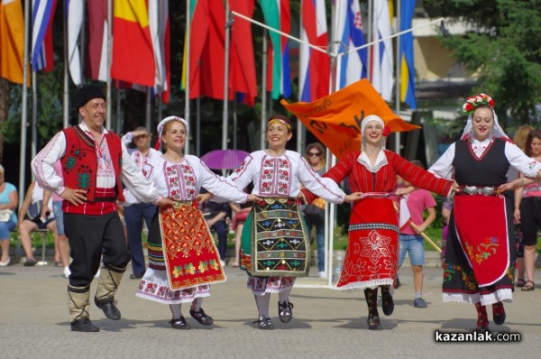 Тъпан бие, хоро се вие 2019