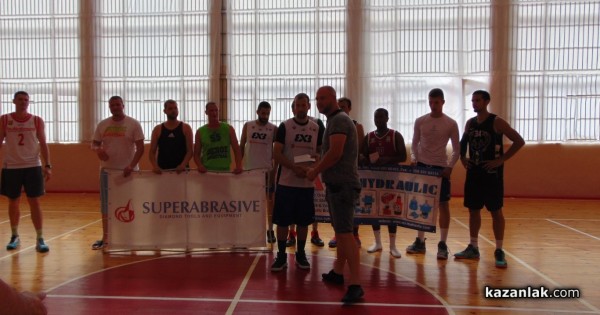 Казанлъшките “Триглави чудовища“ се наредиха на 4-то място в турнира по стрийтбол