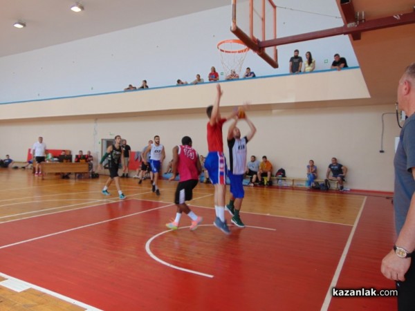 Казанлъшките “Триглави чудовища“ се наредиха на 4-то място в турнира по стрийтбол