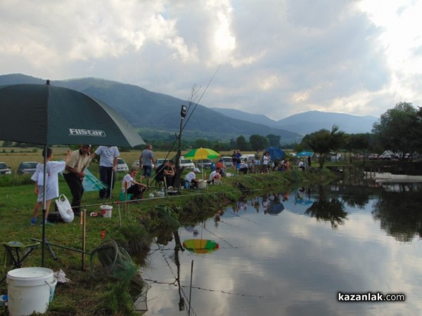 Деца показаха умения в състезание по риболов край Енина