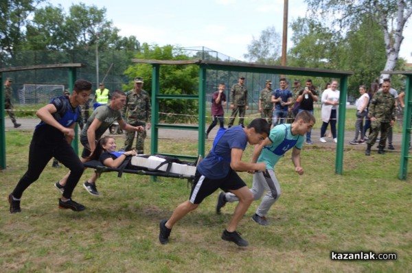 Пет училища премериха умения и сили във военно състезание