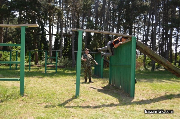Пет училища премериха умения и сили във военно състезание