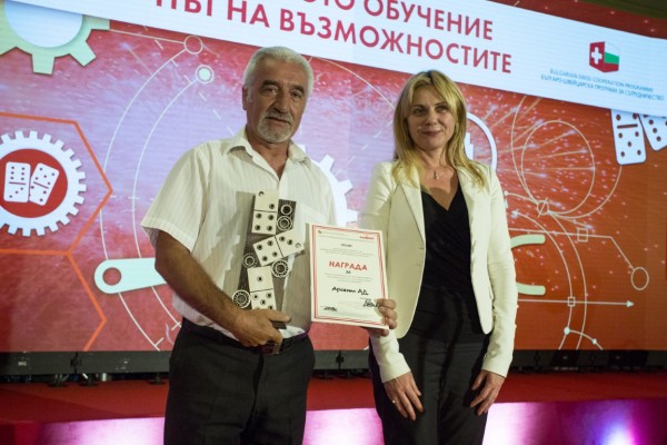 “Механото“ и “Арсенал“ с приз за активно и успешно участие в дуалното образование