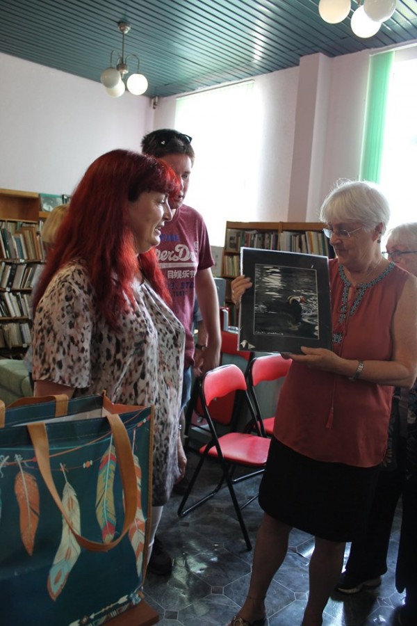 Туристи и библиотекари от САЩ посетиха ОБ “Искра“