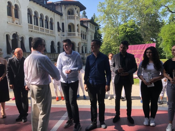 Казанлъшки младежи получиха награда за благородство и доблест