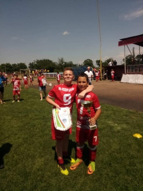 “Розите“ станаха шампиони в Чирпан