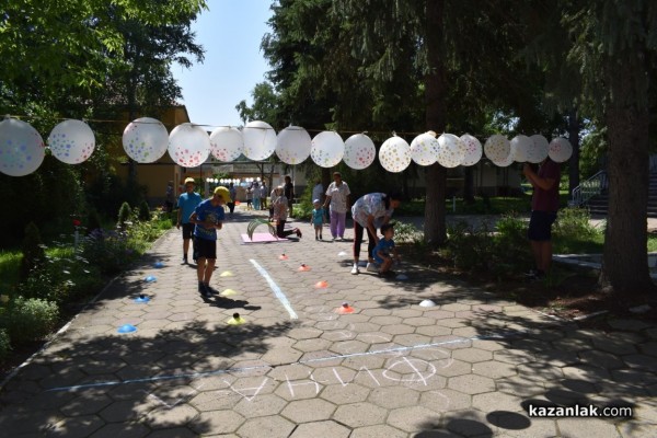 Спортен празник с много игри се проведе в Центъра за деца в Бузовград