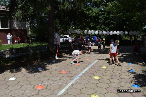 Спортен празник с много игри се проведе в Центъра за деца в Бузовград