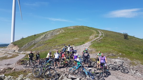 Сребро за колоездачите от „Лястовица“