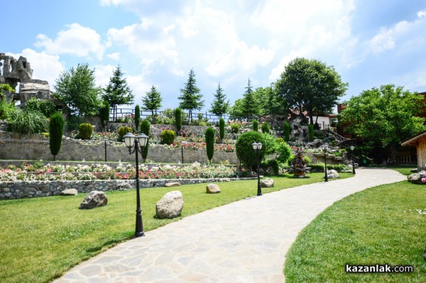 Над 5 милиона лева са инвестирани в амфитеатъра на “Дамасцена“. Откриват го в петък