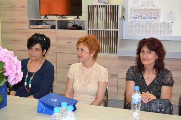 Още 2 нови учебни стаи в Гимназията по лека промишленост