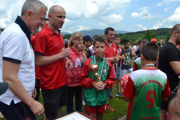  Поздрави от Кмета за рождениците от „Червените воини“