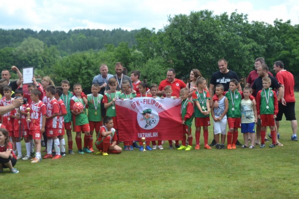  Поздрави от Кмета за рождениците от „Червените воини“