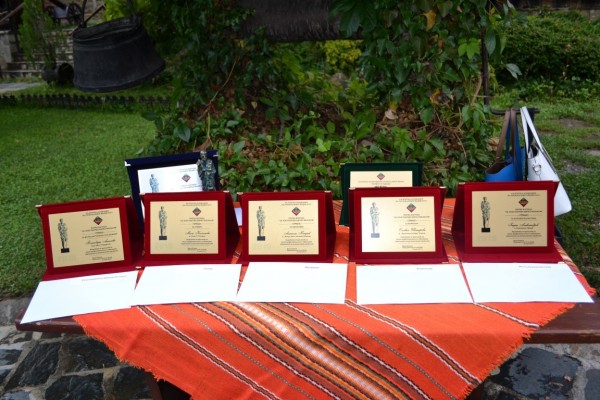 Кметът на Казанлък връчи наградата на 16–я носител на Голямата годишна награда за журналистика на БАРМ