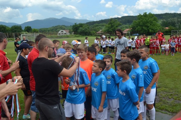  Поздрави от Кмета за рождениците от „Червените воини“