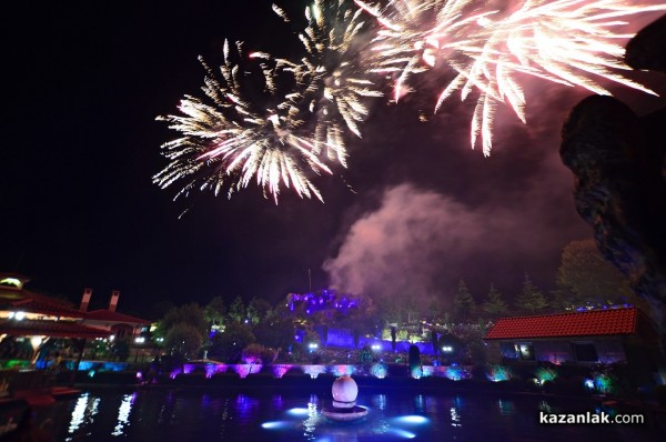 Стотици гости изпълниха амфитеатъра за пръв път в комплекс “Дамасцена“