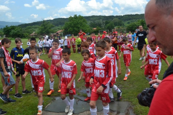  Поздрави от Кмета за рождениците от „Червените воини“