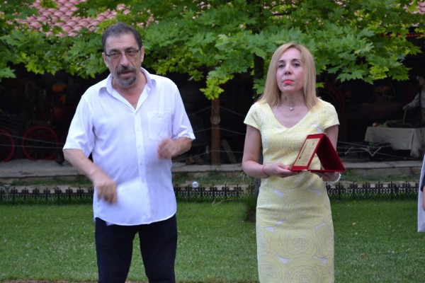 Кметът на Казанлък връчи наградата на 16–я носител на Голямата годишна награда за журналистика на БАРМ