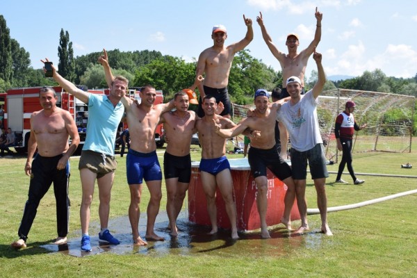 Пожарникарите от Стара Загора грабнаха купа “Севтополис“