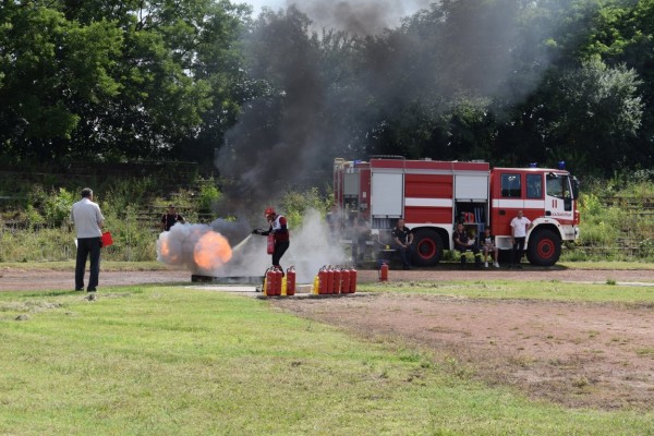 Пожарникарите от Стара Загора грабнаха купа “Севтополис“